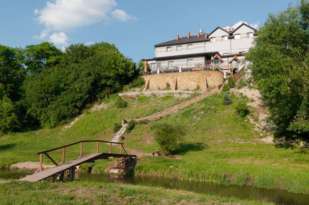 Hotel Bursztynowy Jozefow na Wisla Exterior photo